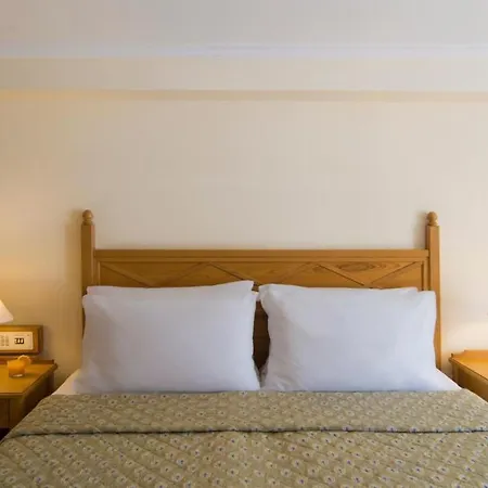 Hotell Mitsis Petit Palais 4*