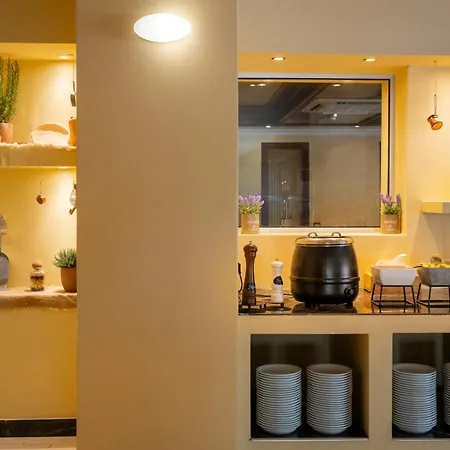 Canvas By Mitsis Petit Palais Szálloda