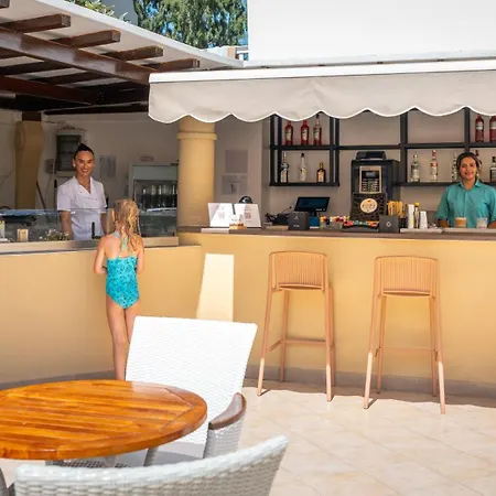 Mitsis Petit Palais Hotel 4*