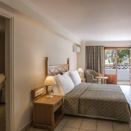 Hotel Mitsis Petit Palais 4*