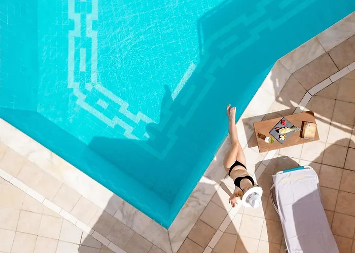 Canvas By Mitsis Petit Palais