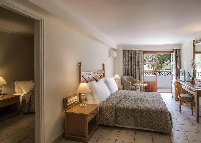 Hotel Canvas By Mitsis Petit Palais 4*