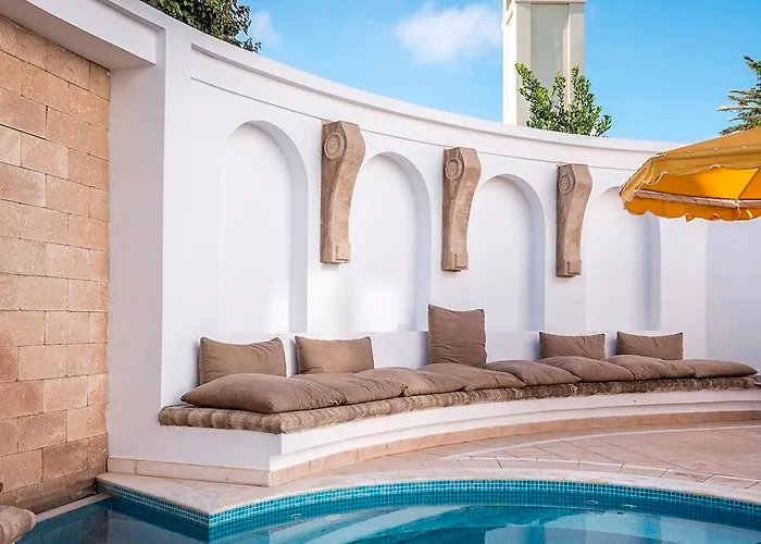 Canvas By Mitsis Petit Palais Szálloda