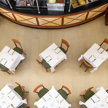 Mitsis Petit Palais 호텔 4*