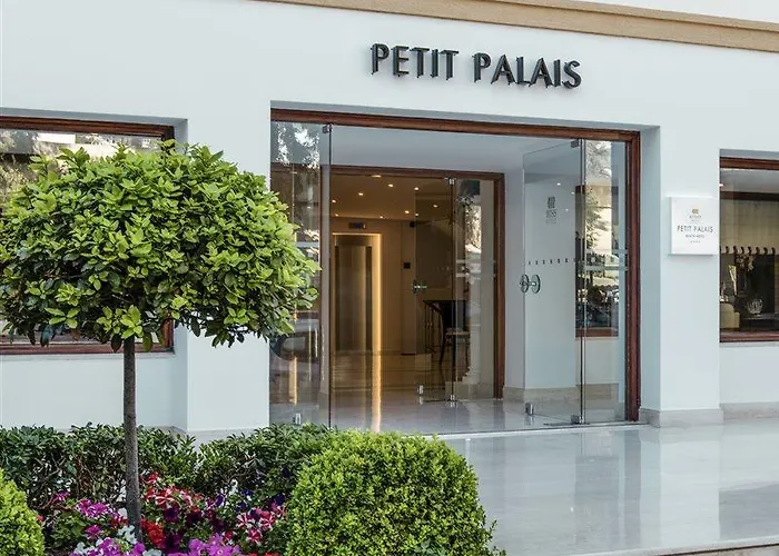 Hotel Canvas By Mitsis Petit Palais 4*