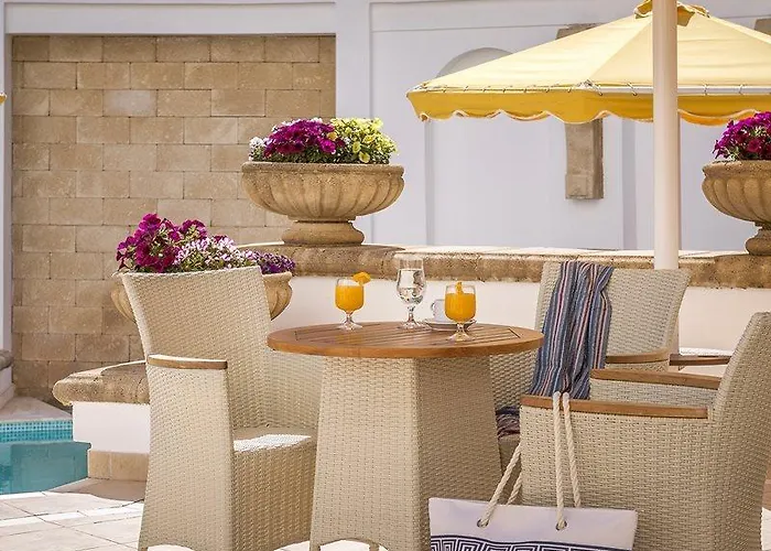 Hotel Canvas By Mitsis Petit Palais 4*