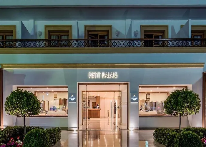 Canvas By Mitsis Petit Palais